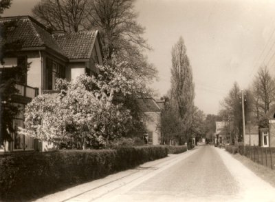 De Dorpsstraat in Hummelo in 1948