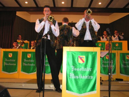 Isseltaler Musikanten in De Gouden Karper in Hummelo