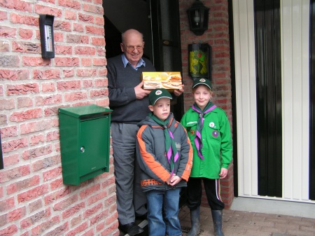 Paasbrodenactie Scouting Sweder van Voorst