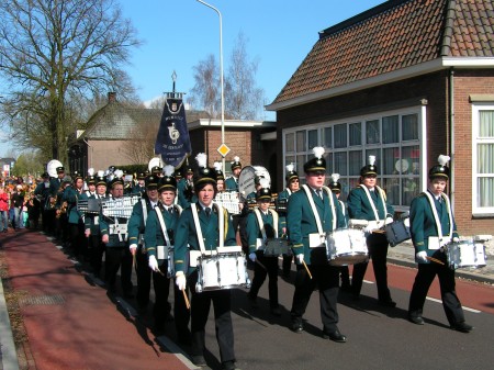 Palmpaasoptocht in Hummelo