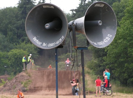 NK motorcrosswedstrijd voor oldtimer crossmotoren op cross circuit de Heksenpas