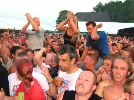 HØKEN met Jovink en Normaal in Toldijk