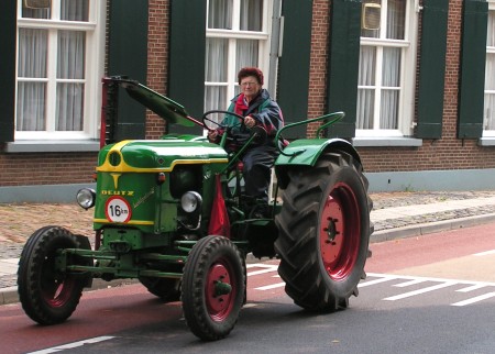 Keppeltoertocht voor oldtimertractoren (27-08-2006)