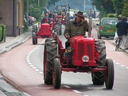 Keppeltoertocht voor oldtimertractoren (27-08-2006)