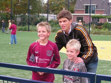 Opnamen promotiefilm voor de gemeente Bronckhorst op het Cruyff Court ´Klaas-Jan Huntelaar Veld´ in Hummelo