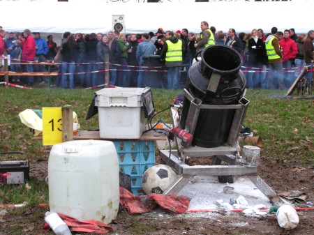 Carbidschieten Hummelo 2006 (Foto: Harold Pelgrom)