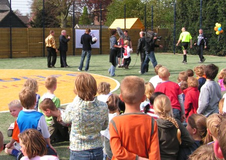 Opening Cruijff Court in Hummelo (2007-03-19)