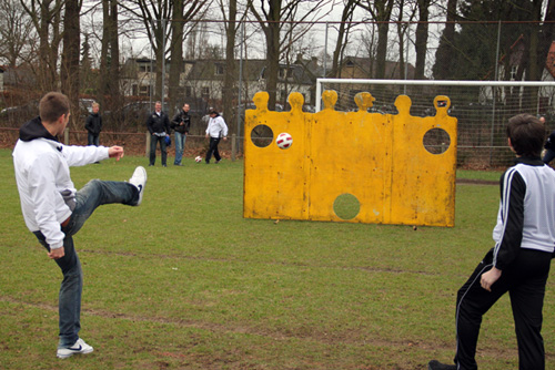 Afscheid H&K terrein in Hoog-Keppel met Klaas-Jan Huntelaar