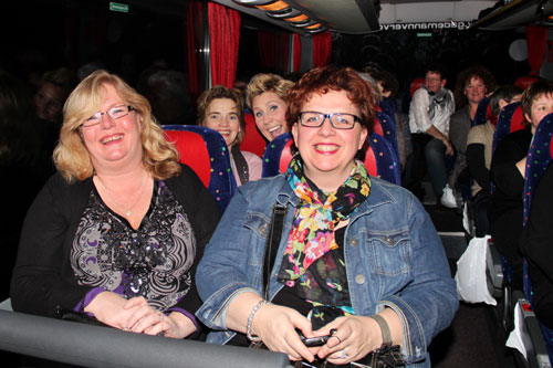 MaDiWoDoBus op weg vanuit Hummelo naar MaDiWoDoVrijdagShow in Almere