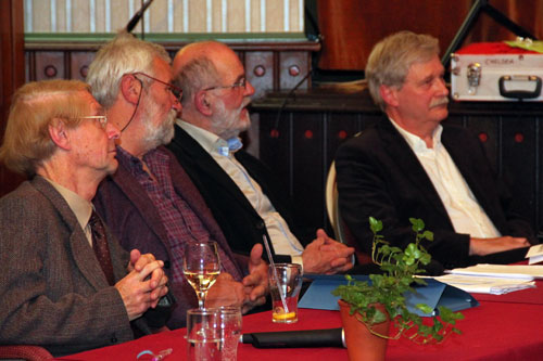 Vijfde editie van het Oost-Gelders Streektaaldictee (Achterhoek en Liemers) bij De Gouden Karper in Hummelo