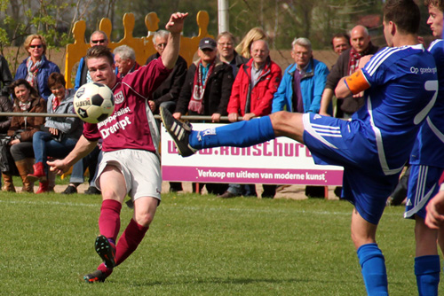 HC'03-RPPSC: HC'03 wint en promoveert naar de derde klasse