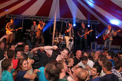 Pontificaal Party in Hummelo (2013)