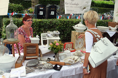 Brocante markt tijdens Vive la France in Hummelo