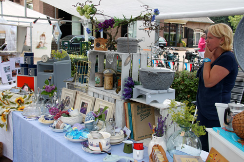 Brocante markt tijdens Vive la France in Hummelo