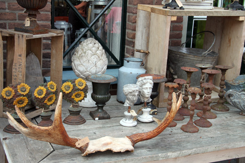 Brocante markt tijdens Vive la France in Hummelo