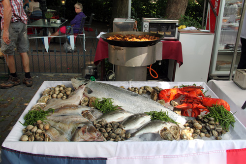 Brocante markt tijdens Vive la France in Hummelo