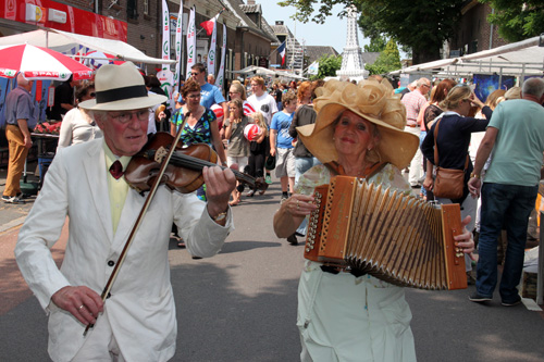 Brocante markt tijdens Vive la France in Hummelo