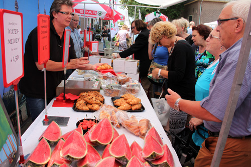 Brocante markt tijdens Vive la France in Hummelo