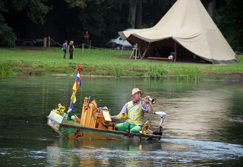 Mañana Mañana in Hummelo: muziekboot van Reinier Sijpkens