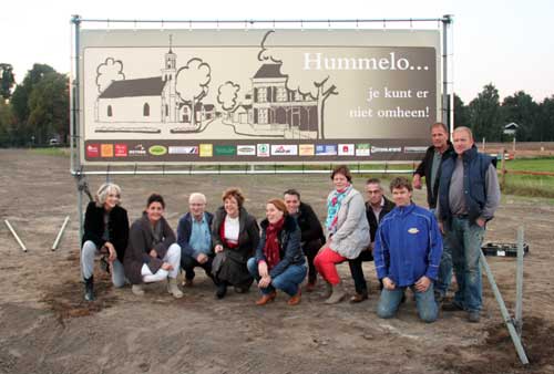 Spandoek 'Hummelo... je kunt er niet omheen!'