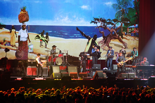 Afscheidsconcert Normaal in Gelredome in Arnhem