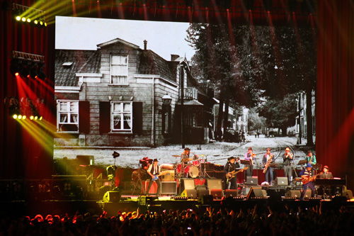 Afscheidsconcert Normaal in Gelredome in Arnhem