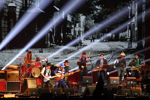 Afscheidsconcert Normaal in Gelredome in Arnhem