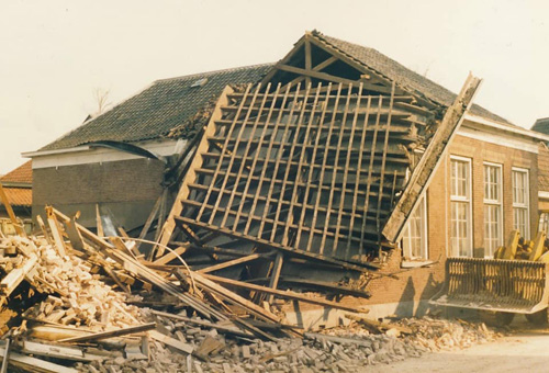 Lagere school aan de Dorpsstraat (collectie Brenda Rexwinkel)